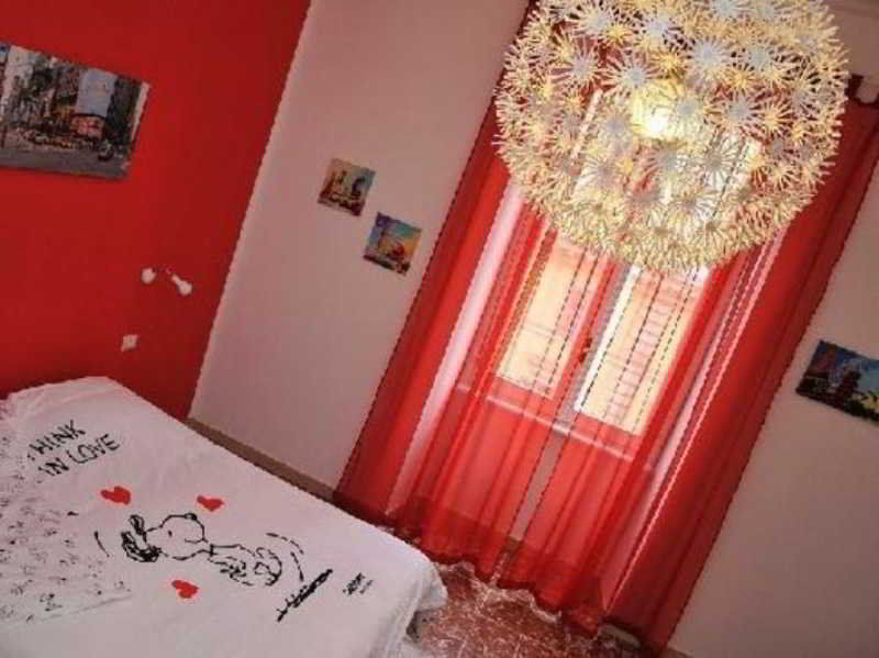 2 Passi Al Colosseo B&B Ρώμη Εξωτερικό φωτογραφία