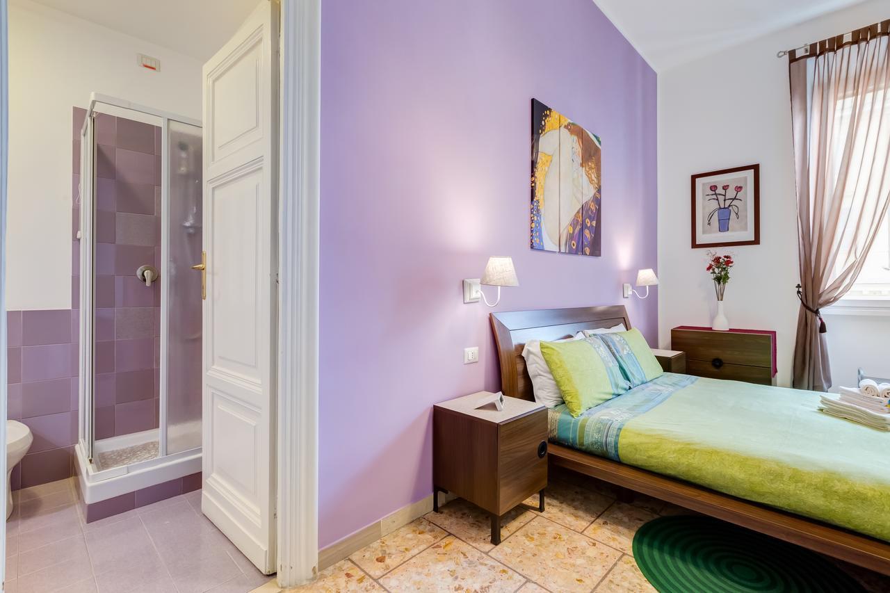 2 Passi Al Colosseo B&B Ρώμη Εξωτερικό φωτογραφία